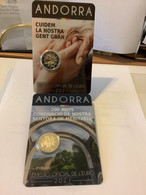 Les 2 Pièces Commémoratives 2 Euro Andorre 2021 Blister  " Nos Anciens Et Abbaye De Meritxell  " - Andorra