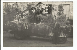 61.380/ BAZOCHES SUR HOENE - Carte Photo Fête (devant Mairie) - Bazoches Sur Hoene