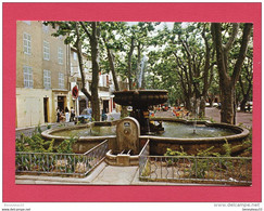 CP (Réf : V 730) 676 ROUSSET SUR ARC (13 BOUCHES DU RHÔNE) Fontaine Des Trois Dauphins Place Paul Borde (animée, Simca) - Rousset