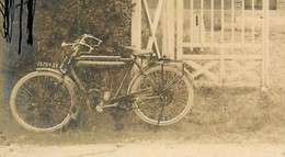 Moto Ancienne De Marque Type Modèle PEUGEOT Peugeot 1913 ? * Carte Photo * Motos Motocyclette Transport - Motos