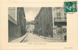 VAR  AUPS Rue De La République - Aups