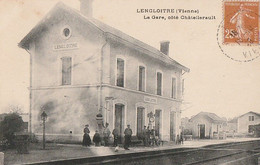 LENCLOITRE. - La Gare, Côté Chatellerault - Lencloitre