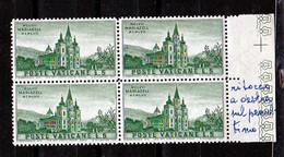 1957 Vaticano Vatican MARIAZELL Quartina 5 Lire MNH** Valore In Basso A Sin. Con Varietà Ritocco (sfumatura Su Albero ) - Variétés & Curiosités