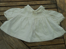 Robe Blanche Bébé 6 Mois - 1940-1970