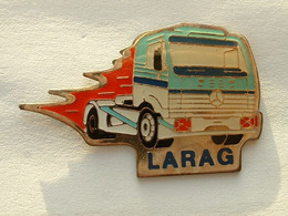 Pin's CAMION MERCEDES - LARAG - Mercedes