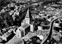 Mareuil Sur Lay * Vue Aérienne Sur Le Centre Du Village * Place De L'église - Mareuil Sur Lay Dissais