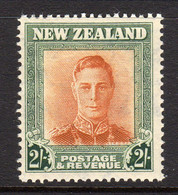 New Zealand GVI 1947-52 Definitives 2/- Wmk Upright, Plate I, Hinged Mint, SG 688b (A) - Neufs