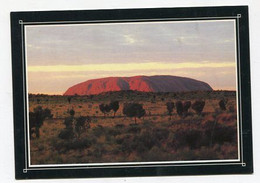 AK 036992 AUSTRALIA - Ayers Rock - Sunrise - Uluru & The Olgas