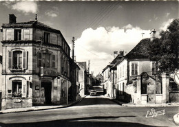 Courson Les Carrières - Le Faubourg - Courson-les-Carrières