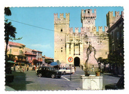 Italie -- SIRMIONE -- Le Chateau ( Animée , Voitures )........à Saisir - Brescia