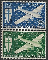 MADAGASCAR AERIEN N°59 ET 60 N** - Aéreo