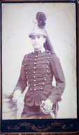 PHOTO C D V MILITAIRE HUSSARD GRENADIER EN GRANDE TENUE ODINOT NANCY - War, Military