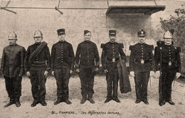 Pompiers * Les Différentes Tenues * Sapeur Pompier * Métier Uniformes - Firemen