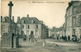 53 - Bais : Entrée De La Rue Principale - Bais