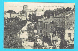 CPA  LA CAILLERE Quelques Chars Du Défilé Vus Hors De La Foule   85 Vendée Animation Fête Cavalcades Moulin - Saint Florent Des Bois