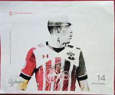 Oriol Romeu ( Spanish Football Player) - Autographes