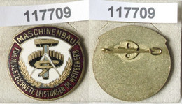 Emaillierte DDR Medaille Maschinenbau (117709) - RDA
