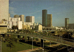 La Défense - Square Galliéni - La Defense