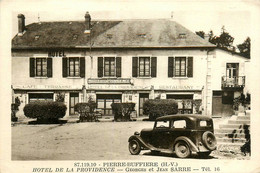 Pierre Buffière * Place Et Hôtel De La Providence , Georges Et Jean SARRE * Automobile Voiture Ancienne - Pierre Buffiere