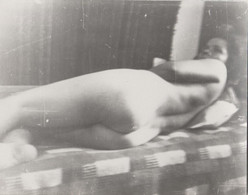 Young Woman Sitting On The Bed - Nude  (120x90 Mm) (1962) - Zonder Classificatie