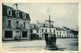 Questembert * La Place Du Marchix * Mécanicien MESNARD * Pharmacie - Questembert