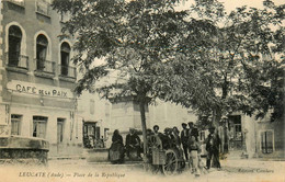 Leucate * La Place De La République * Café De La Paix * Villageois * Rémouler Métier - Leucate