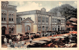 AMERIQUE   -   ANTILLES  -  SAINTE-LUCIE   -  A Busy Street, Castries - Saint Lucia