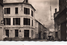 Coulonges-sur-l'Autize Hôtel "Maxime" Rue De L'Epargne - Coulonges-sur-l'Autize