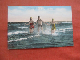 Bathing At Mustang Isle.   Corpus Christi - Texas          Ref 5589 - Corpus Christi