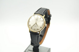 Watches : VERDAL 17 JEWELS INCABLOC HANDWIND - Original - Running - 1960s - Watches: Top-of-the-Line