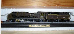 TRAIN  MINIATURE  / MODELE REDUIT  /   PACIFIC CHAPELON  NORD - Locomotieven