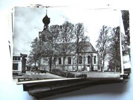 Nederland Holland Pays Bas Dwingeloo Met Nederlands Hervormde Kerk En Omgeving - Dwingeloo