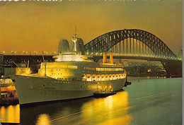 014161 "AUSTRALIA - LINER CANBERRA AT OVERSEAS TERMINAL CIRCULAR QUAY - SYDNEY" ANIMATA, NOTTURNO. CART  SPED 1987 - Canberra (ACT)