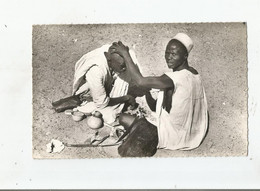 NIGER 14 SUR LE MARCHE  CARTE PHOTO LE COIFFEUR - Niger