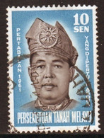 Malayan Federation 1961 Single 10c Stamp To Celebrate The King In Fine Used - Fédération De Malaya