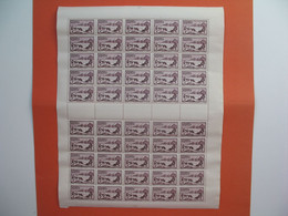 Saint-Pierre Et Miquelon feuille De 50 Ex.  n° 169  neuf **   Gomme Coloniale Plié En Deux - Unused Stamps