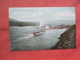 Steamer Entering Cascade Locks Columbia River.   Oregon >    Ref 5624 - Altri & Non Classificati