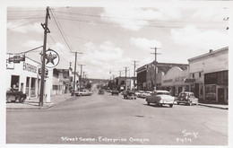 Enterprise Oregon, Street Scene, Business District, Texaco Gas Station, Autos, C1950s Vintage Real Photo Postcard - Altri & Non Classificati