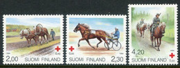 FINLAND 1994 Red Cross: Horses  MNH / **.  Michel  1245-47 - Neufs