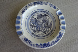 * Torhout * Porseleinen Bord Delfts Blauw (asbak - Cendrier) - Meubels Moderna, Uniek, Unique, TOP, Rare Meubles - Delft (NLD)