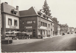 Bourgtheroulde  27  L'Hotel Restaurant Du Cheval Noir Et La Poste Voitures En Face Epicerie Tabac - Bourgtheroulde