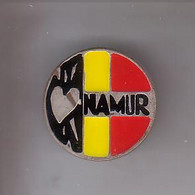 Namur - Pins Des Années '60 - Diamètre 30 Mm - Professionali / Di Società