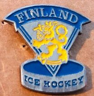 HOCKEY SUR GLACE - ICE - FINLAND TEAM - EQUIPE DE FINLANDE - LION - LOWE - LEONE - PUCK - RONDELLE - (30) - Winter Sports