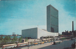 USA - New York - United Nation's Buildings - Cars - Bus - Piazze