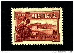 AUSTRALIA - 1927  1 1/2 D  CANBERRA  MINT NH  SG 105 - Ongebruikt