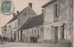 MONTJAVOULT  LA GRANDE RUE  ETAT COIN EN BAS A GAUCHE  COUPE - Montjavoult