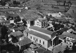 42-LA-PACAUDIERE- L'EGLISE VUE DU CIEL - La Pacaudiere