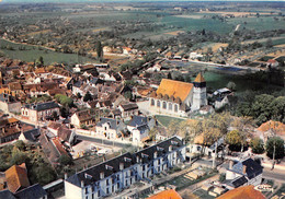 45-COURTENAY- VUE PANORAMIQUE AERIENNE AU CENTRE L'EGLISE ST-PIERRE ST PAUL - Courtenay