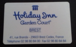 CARTE / CARD HOTEL CLE KEY .. HOLIDAY INN RESORT   BREST  FRANCE   MAGNETIQUE - Chiavi Di Alberghi
