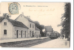 CPA 18 Nérondes Intérieur De La Gare Train - Nérondes